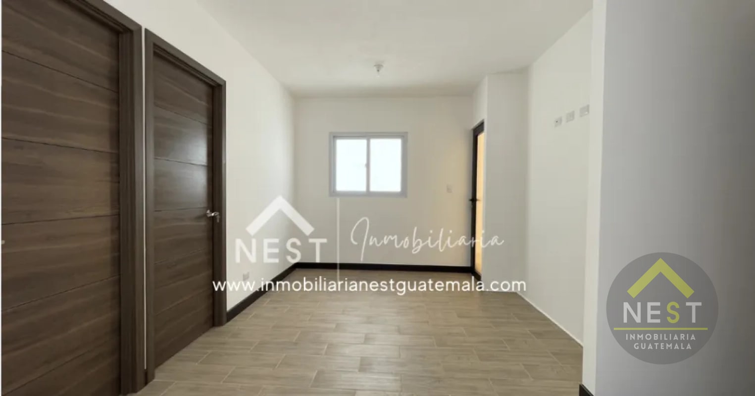 Casa nueva en renta con jardín | Bosques de Santa Elena - Km 26.5 CAES - 12