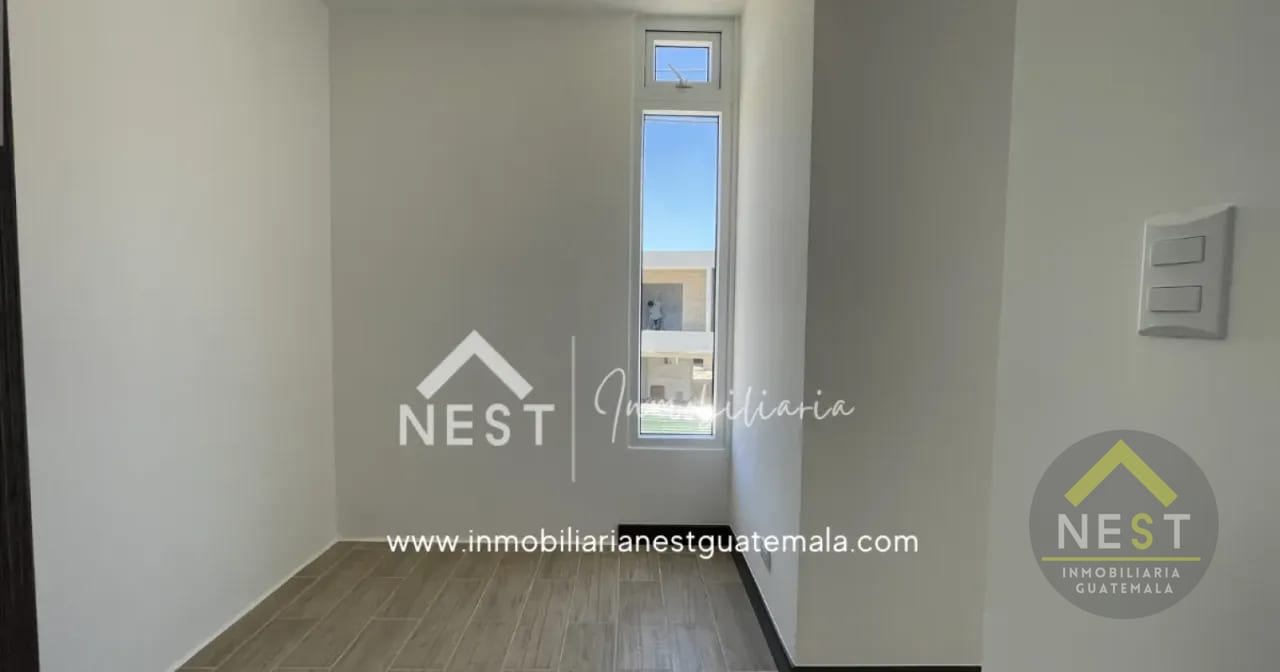 Casa nueva en renta con jardín | Bosques de Santa Elena - Km 26.5 CAES — Casa en Alquiler en Santa Elena Barillas, Guatemala, Ciudad — foto 11 de 17