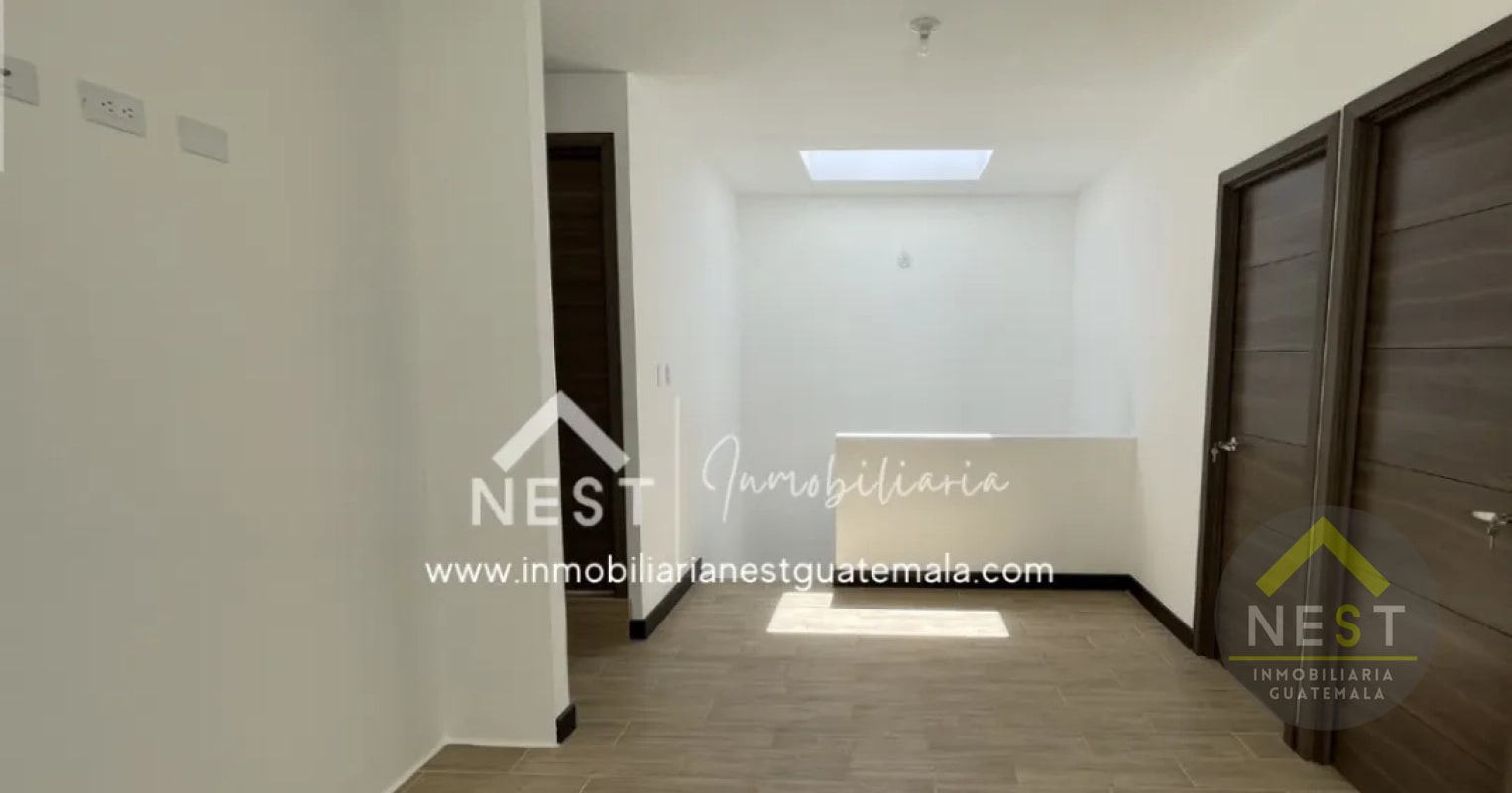 Casa nueva en renta con jardín | Bosques de Santa Elena - Km 26.5 CAES - 5