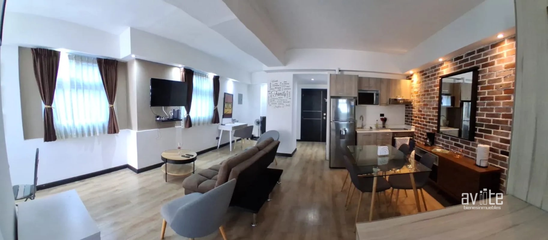 CENTRO VIVO, Zona 1. Apartamento amplio $135,000 - 3