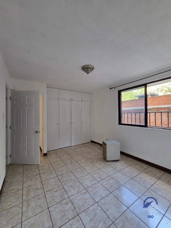 Amplio apartamento en renta en Balcones de Las Charcas, zona 11 - 4