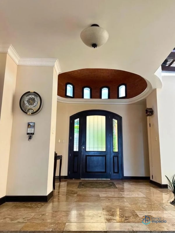Casa en Venta – Condominio El Encinal, Mixco - 16