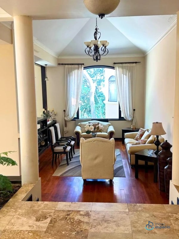 Casa en Venta – Condominio El Encinal, Mixco - 15