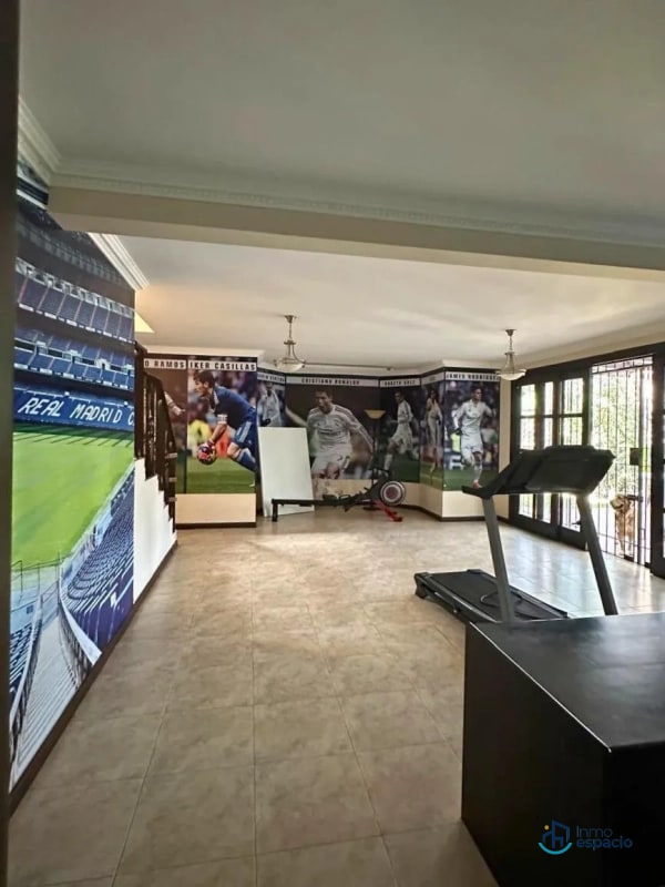 Casa en Venta – Condominio El Encinal, Mixco - 3