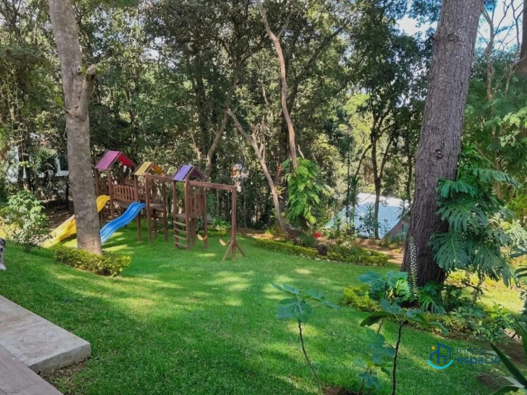 Casa en Venta – Condominio El Encinal, Mixco - 1