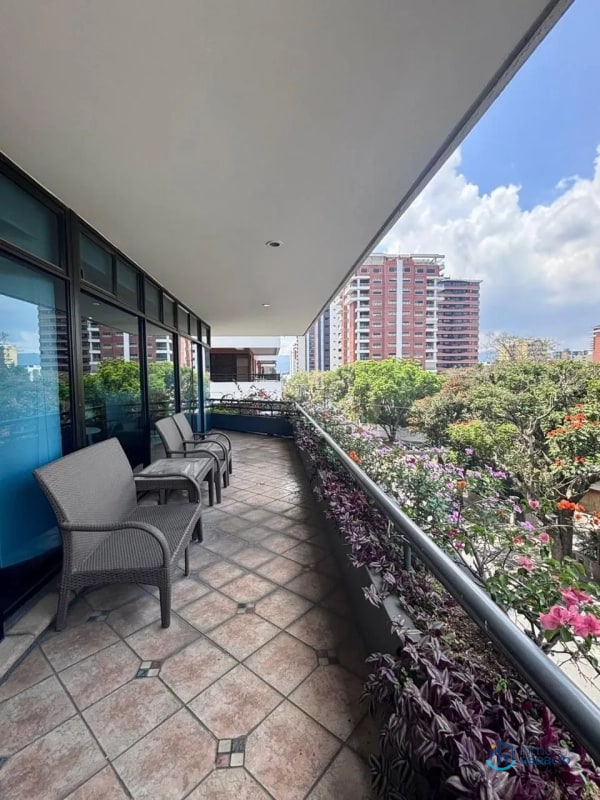 Apartamento en Alquiler o Venta – Edificio L´Excellence, Zona 14 Las Américas - 14