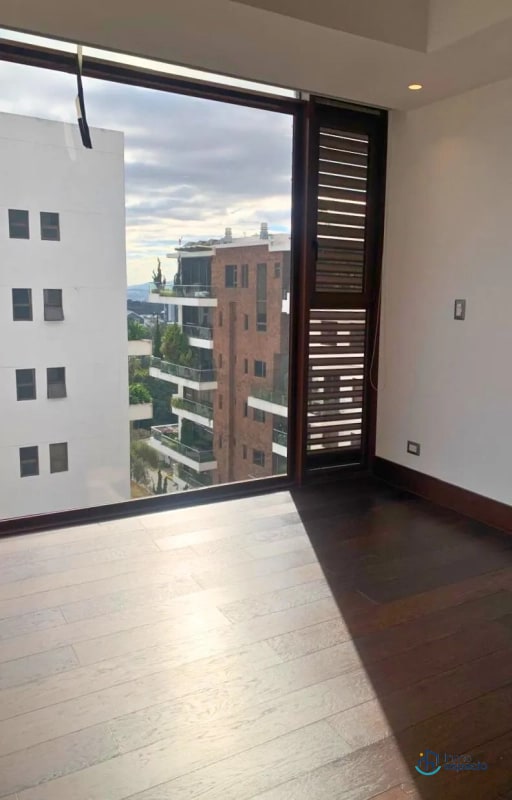 Apartamento en Alquiler – Edificio Bosco, Zona 15 - 11
