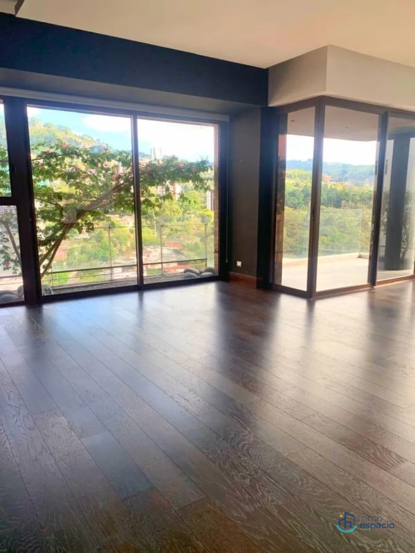 Apartamento en Alquiler – Edificio Bosco, Zona 15 - 1