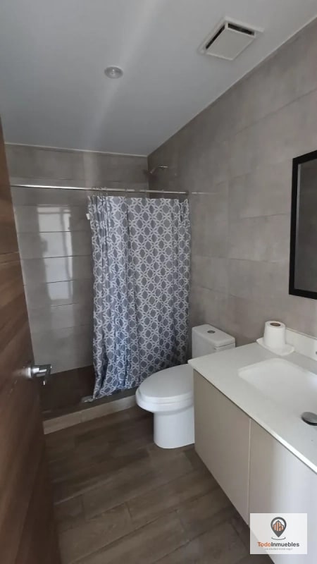 Apartamento en Renta en Parque 15 - 2