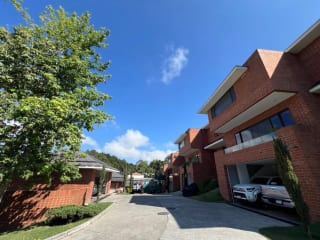 CASA VENTA A PASOS DE MINUTO MUXBAL CONDOMINIO EL CARMEN, 390 MTS2, 4 DORMITORIOS CASA UNO CON SU BAÑO, CERCA COLEGIO MONTESSORI $525,000 — Casa en Venta en Muxbal, Guatemala, Ciudad — miniatura 12 de 13