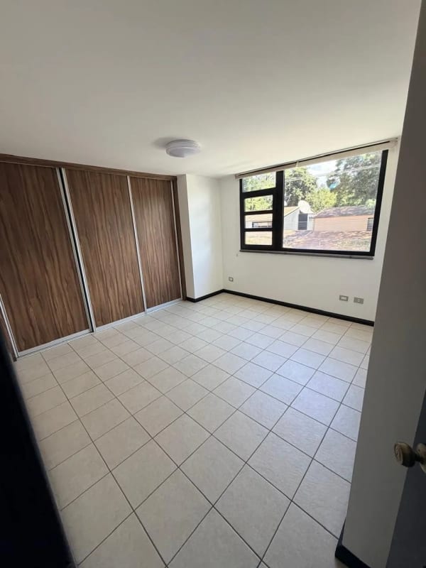 Apartamento en Venta, Edificio Santorini Américas, zona 14 — Apartamento en Venta en Santorini Américas, Zona 14, Guatemala, Ciudad — foto 5 de 9