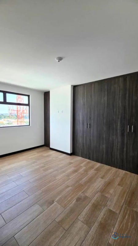 Apartamento en Venta – Edificio Petápolis, Zona 12 - 11