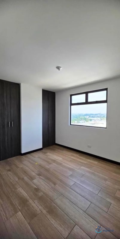 Apartamento en Venta – Edificio Petápolis, Zona 12 - 2