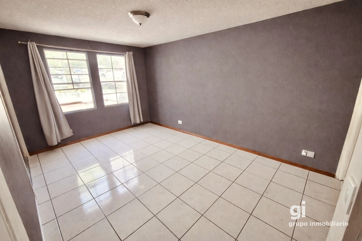 Lindo Townhouse Remodelado en Zona 13 - 1