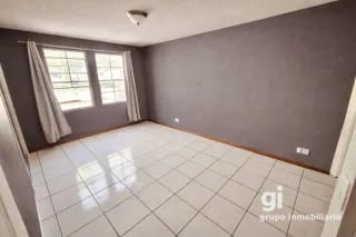 Linda Casa Remodelada en Zona 13 — Casa en Alquiler en Zona 13, Guatemala, Ciudad — miniatura 2 de 5