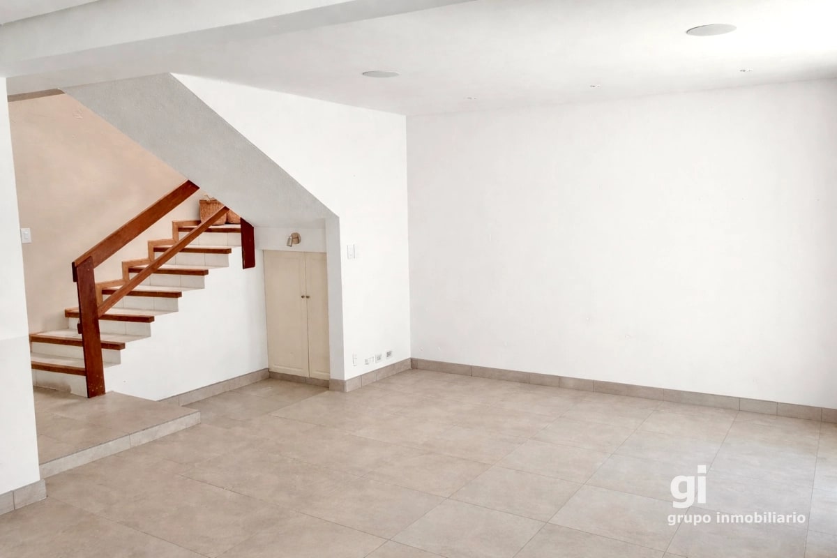 Lindo Townhouse Remodelado en Zona 13 - 3