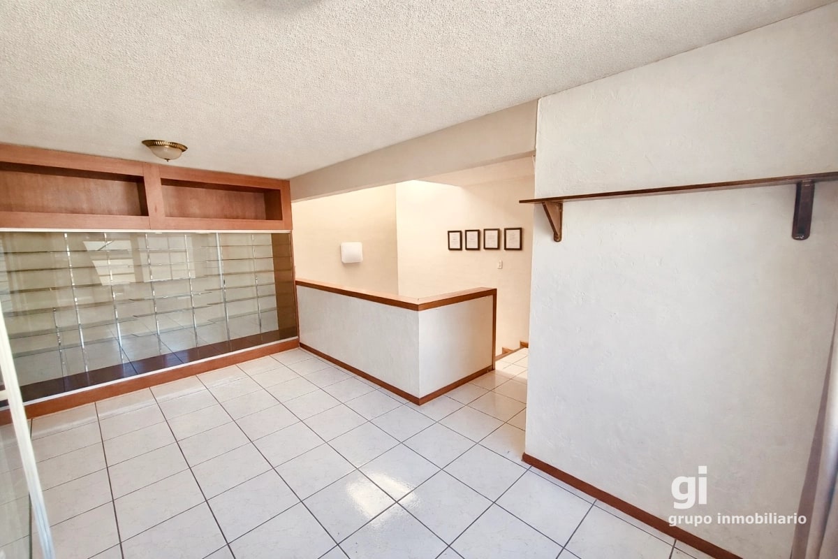 Lindo Townhouse Remodelado en Zona 13 - 4