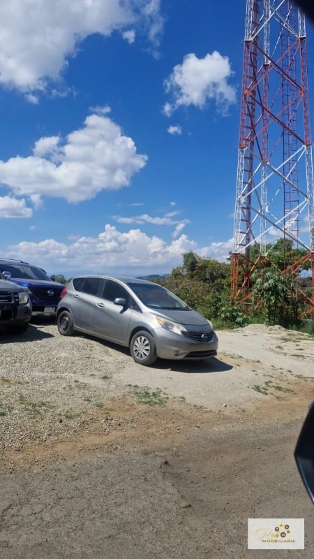 Terreno en venta en Hacienda Real, Zona 16 "Excelente precio" - 1