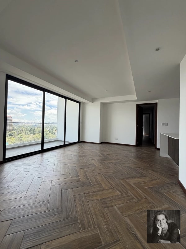 Apartamento en Venta en Edificio Zona 10 | 3 Habitaciones | 130 m² - 17