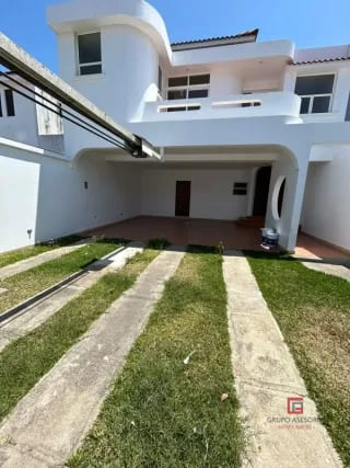 Casa en venta Los Diamantes CAES km 16.5 — Casa en Venta en Carretera a El Salvador, Guatemala, Ciudad — miniatura 1 de 17