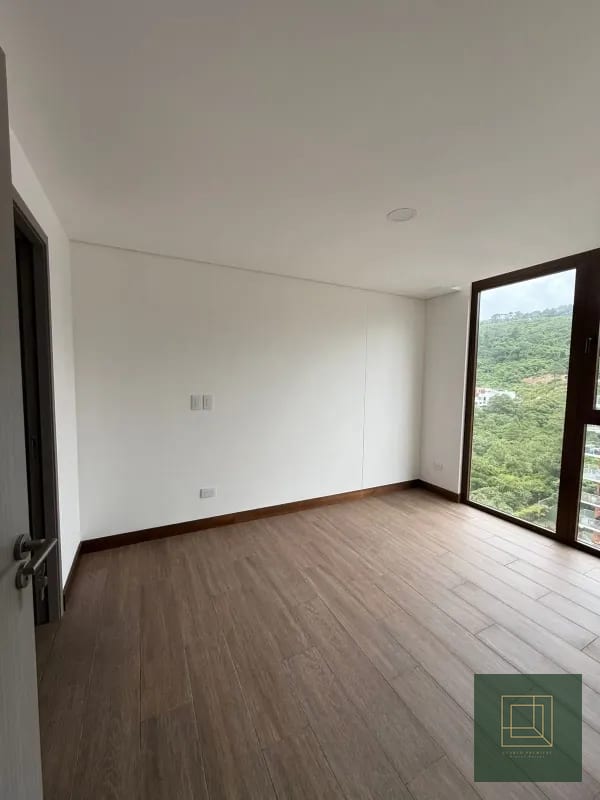 Apartamento en renta 3 cuartos Naru 16 — Apartamento en Alquiler en Zona 16, Guatemala, Ciudad — foto 3 de 10