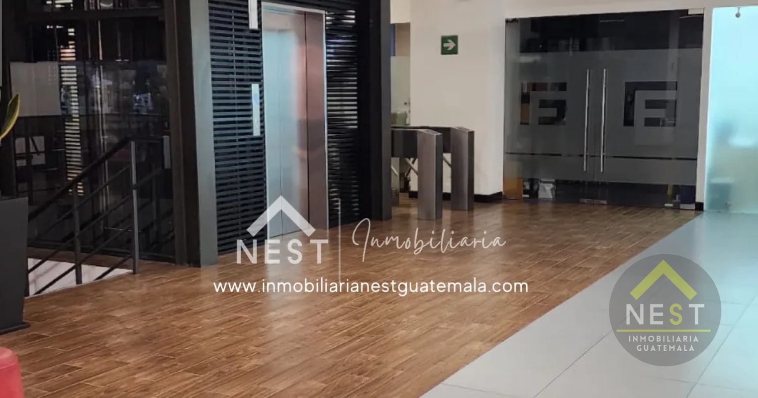 Local de 131.52m² en primer nivel | ASCEND - zona 9 - 4