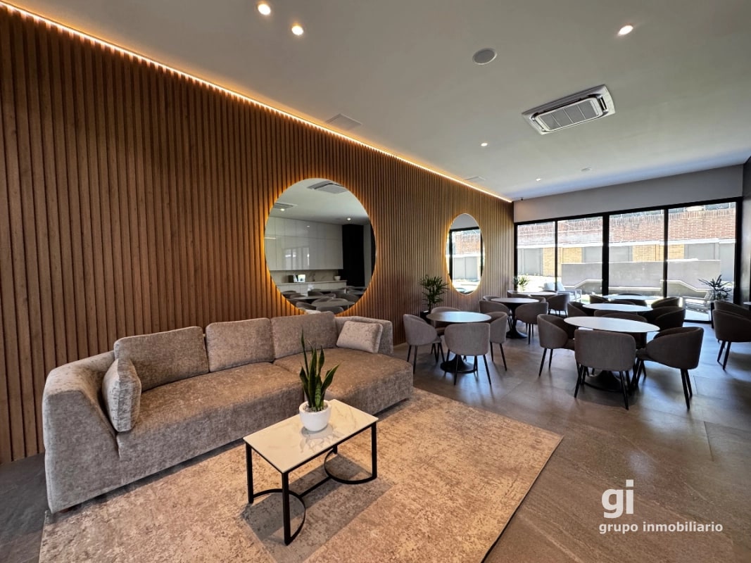 Apartamento de 2 dormitorios en venta en zona 14 - 13