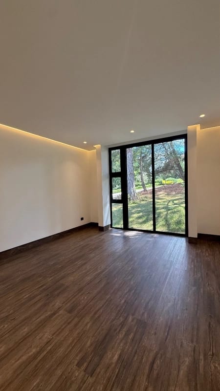 Casa en Venta en Hacienda Nueva — Casa en Venta en Hacienda Nueva, San José Pinula, Guatemala, Ciudad — foto 4 de 13