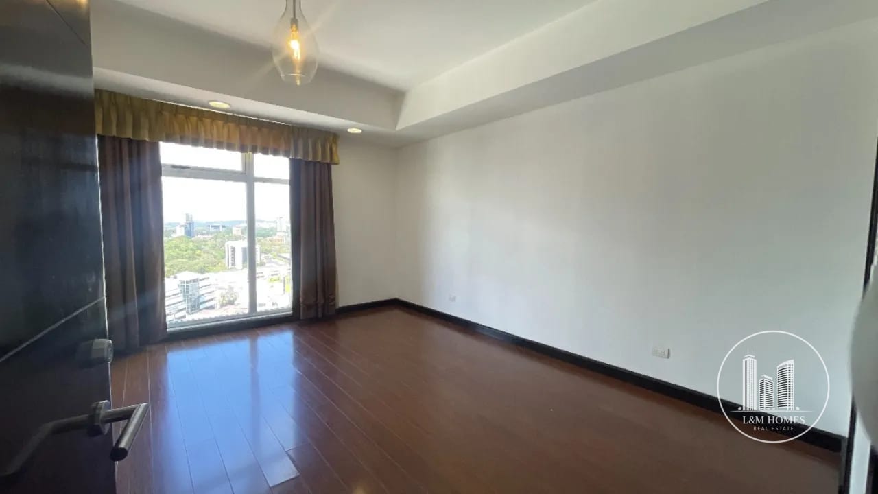 Amplio apartamento zona 10 — Apartamento en Alquiler en Zona 10, Guatemala, Ciudad — foto 9 de 9