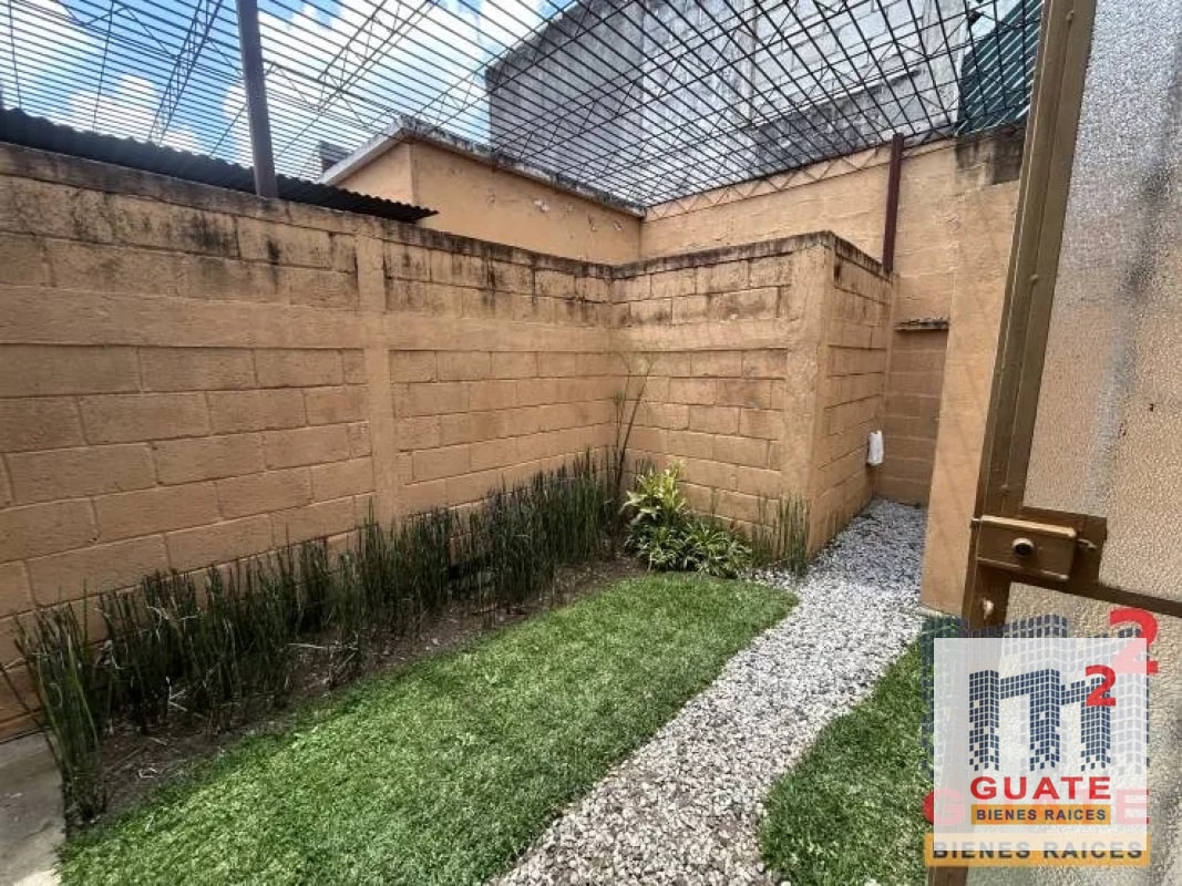Casa fuera de condominio en Renta, Zona 10 - 1