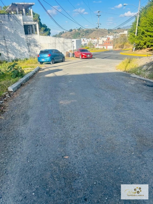 Terreno en venta en Hacienda Real, Zona 16 "Excelente precio" - 3