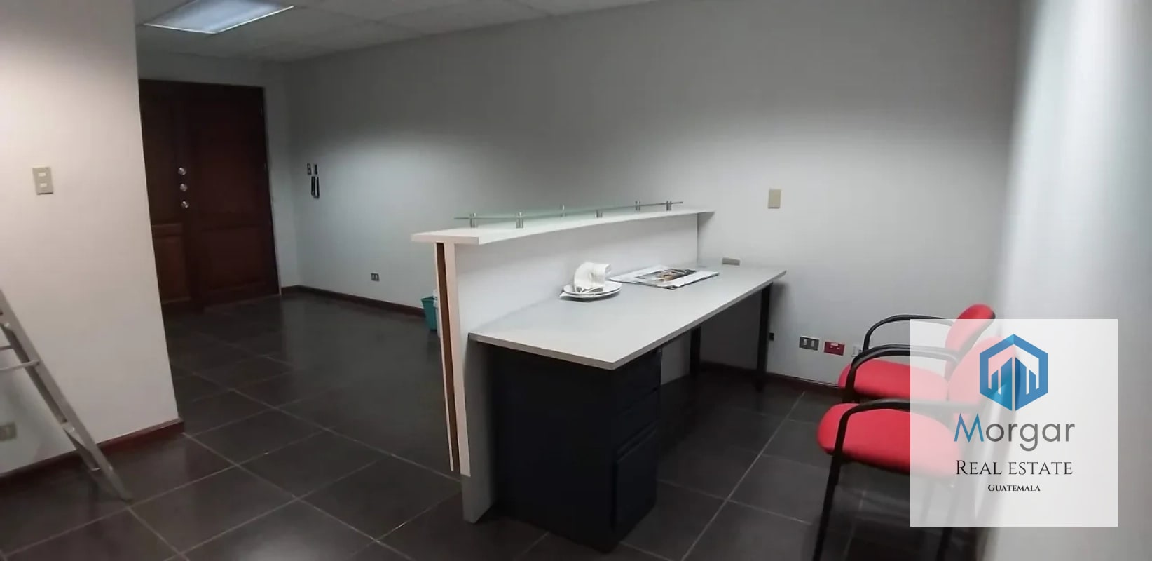 Oficina amueblada zona 14 - 15