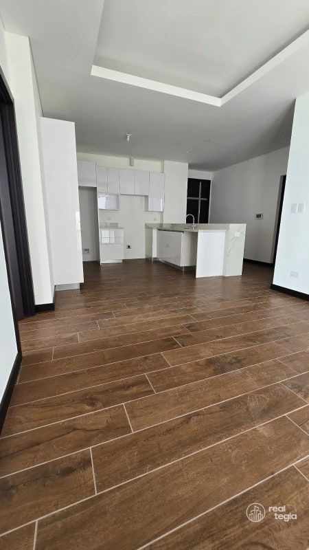 APARTAMENTO EN LIRIOS DE CAYALÁ ZONA 16 - 11