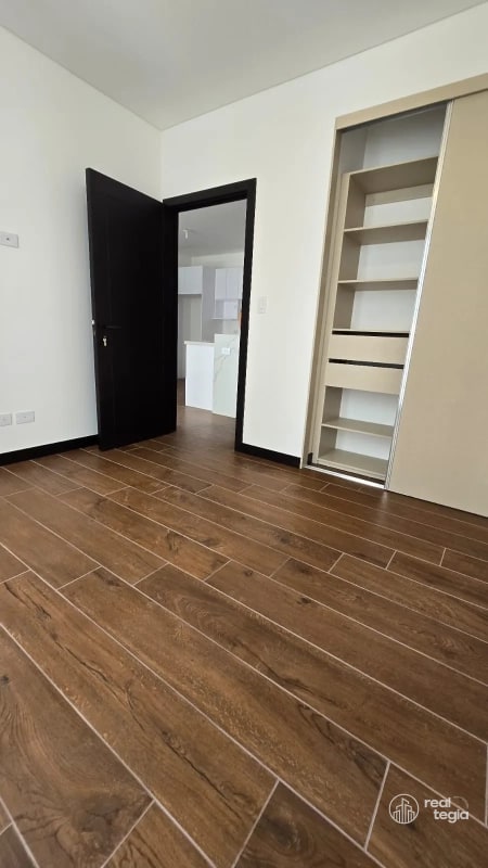 APARTAMENTO EN LIRIOS DE CAYALÁ ZONA 16 - 7