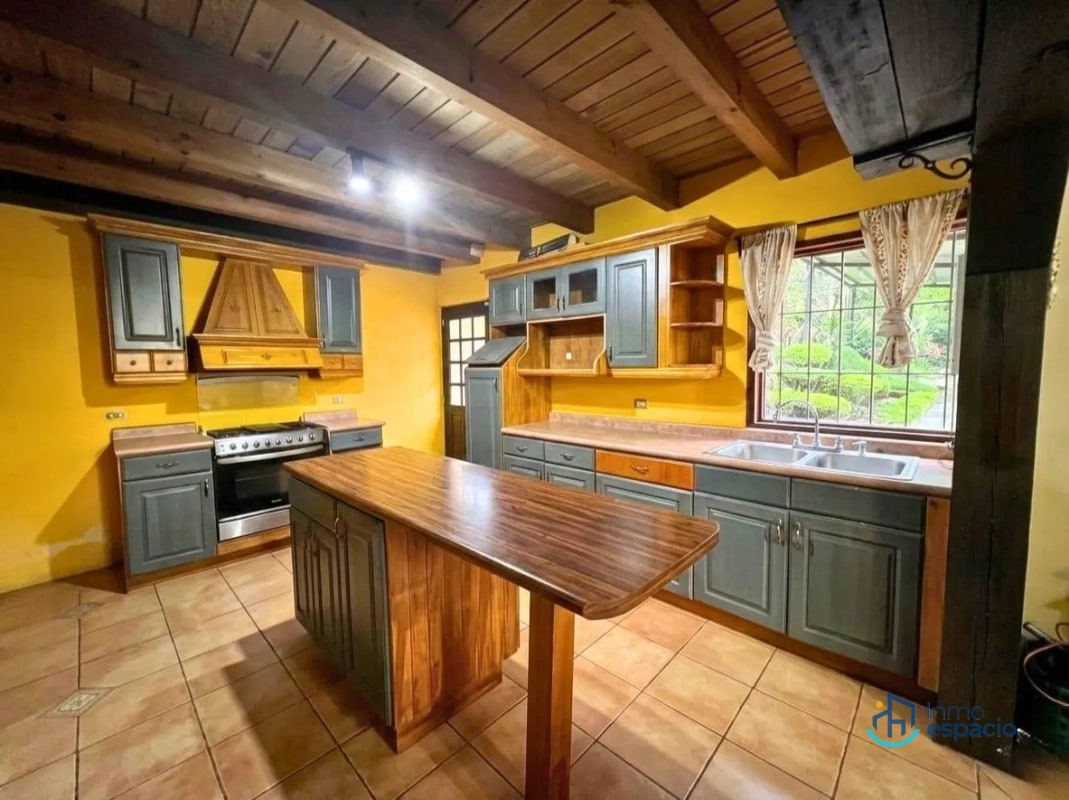 Casa en Venta – Colinas de San Lucas, Choacorral, Sacatepéquez - 7