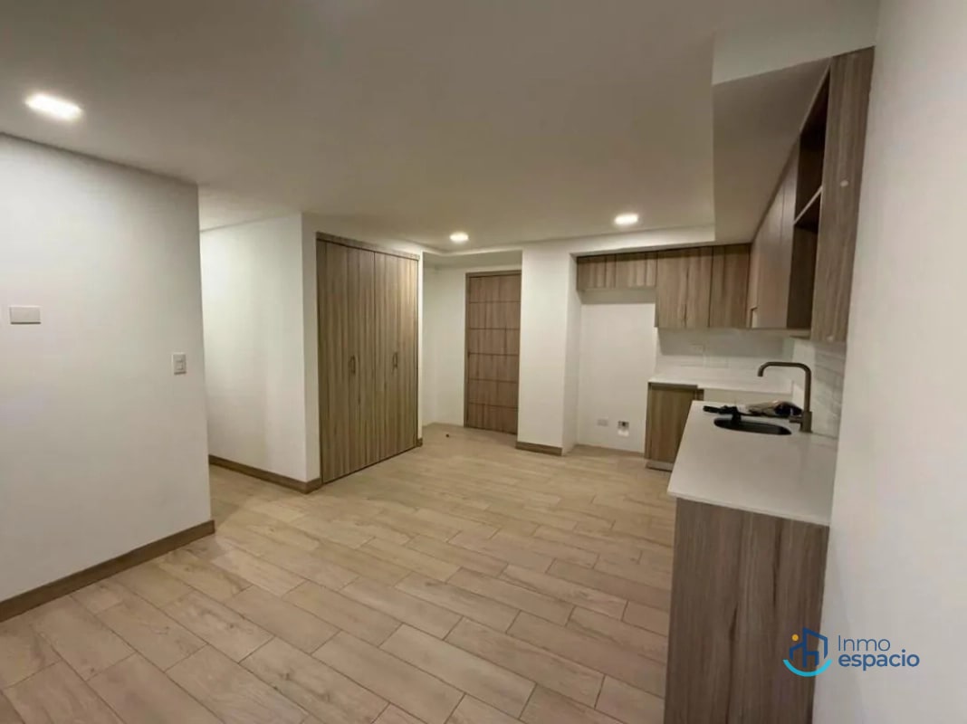 Apartamento en Alquiler – Edificio Armonía, Zona 12 - 13