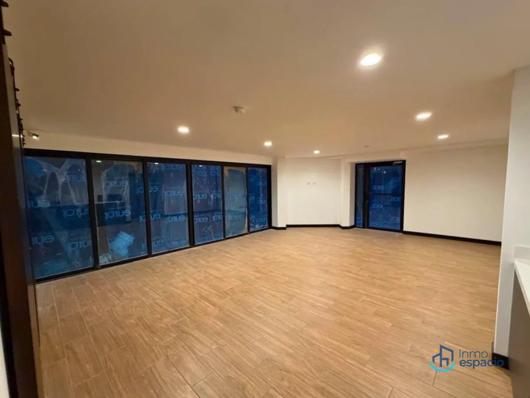 Apartamento en Alquiler – Edificio Armonía, Zona 12 - 2