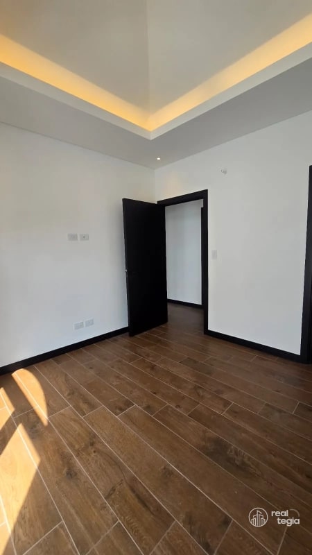 APARTAMENTO LIRIOS IV DE CAYALÁ ZONA 16 - 7