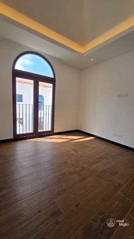 APARTAMENTO LIRIOS IV DE CAYALÁ ZONA 16 - 5