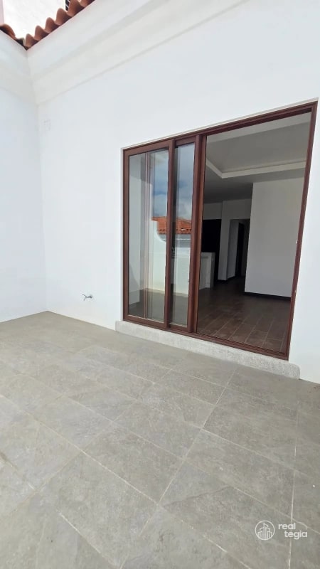 APARTAMENTO LIRIOS IV DE CAYALÁ ZONA 16 - 1