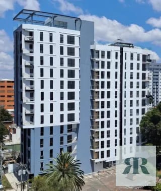 Renta Apartamento Torre MILEA Zona 13, de 3 habitaciones — Apartamento en Alquiler en Zona 13, Guatemala, Ciudad — miniatura 1 de 7