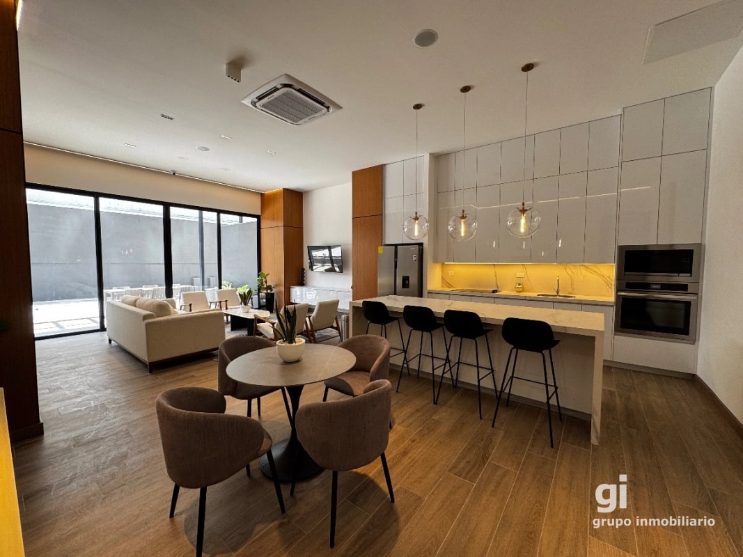 Apartamento en venta para amantes de las vistas y los aviones - 3