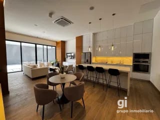 Apartamento en venta para amantes de las vistas y los aviones — Apartamento en Venta en Zona 14, Guatemala, Ciudad — miniatura 4 de 17