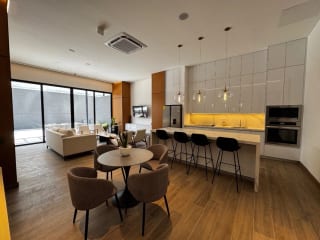 Apartamento en venta para amantes de las vistas y los aviones — Apartamento en Venta en Zona 14, Guatemala, Ciudad — miniatura 4 de 17