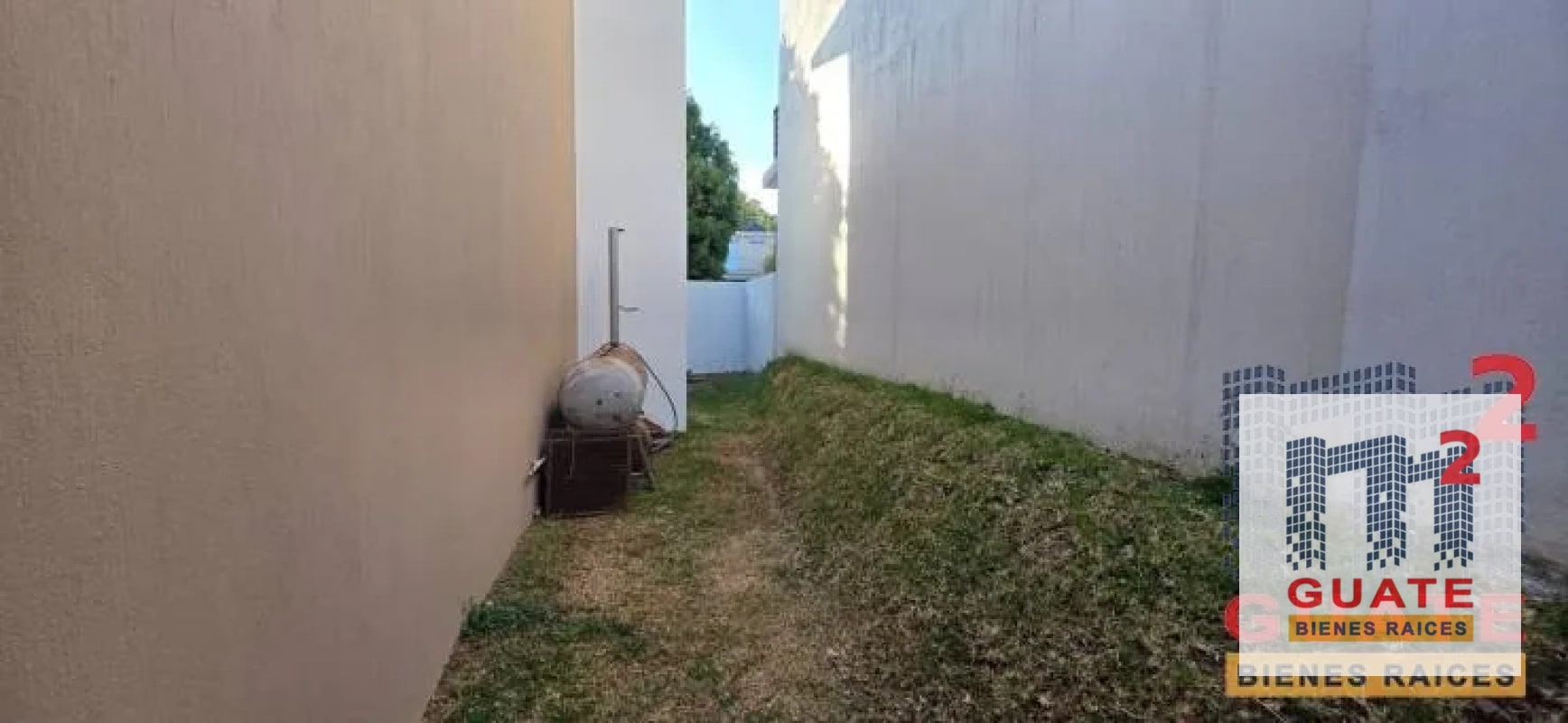 Casa en condominio en Venta, Carretera a El Salvador - 2