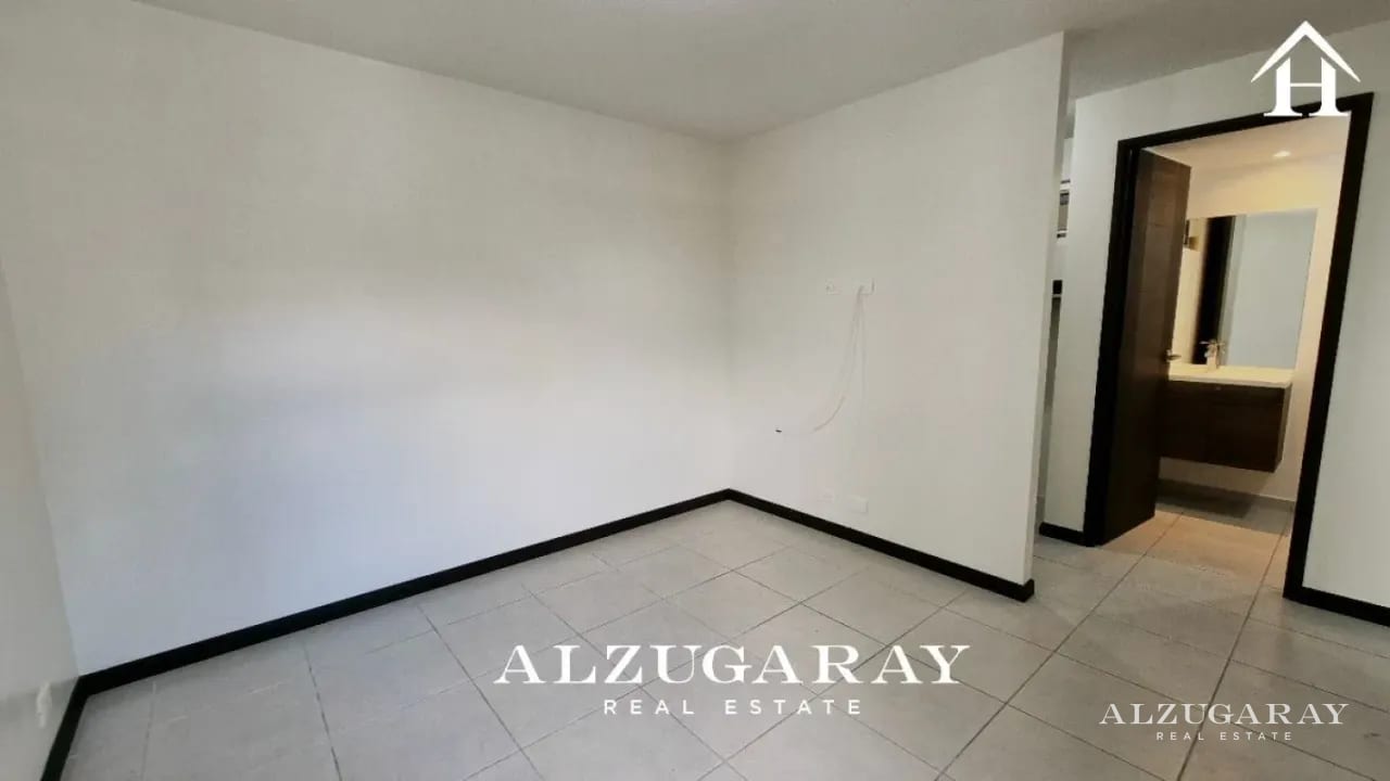 APTO. ACOGEDOR E ILUMINADO 3 HAB. / CONDADO NARANJO — Apartamento en Alquiler en Condado Naranjo, Zona 4 Mixco, Guatemala, Ciudad — foto 6 de 9