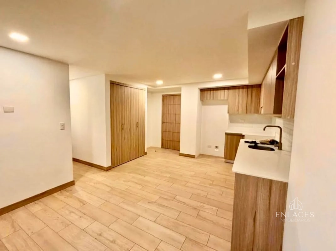 Zona 12 • Apartamento en Renta • Edificio Armonía - 12