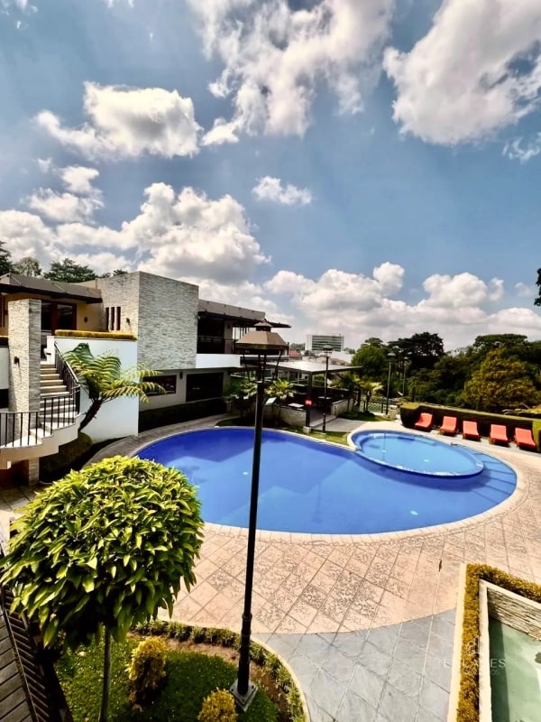 Km 21.5 Carretera a El Salvador • Casa en Renta/Venta • Cumbres de La Arboleda - 4