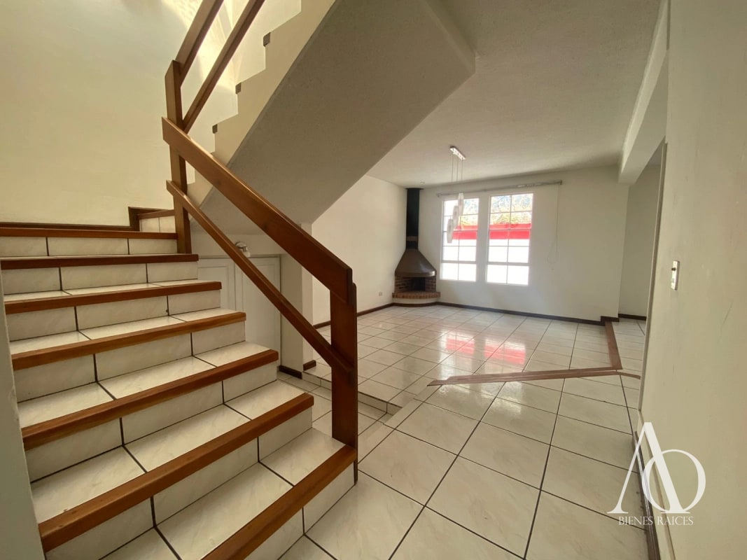 Casa en Alquiler en Monte Azul II, zona 13 / EN DIRECTO - 16