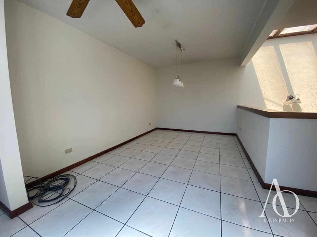 Casa en Alquiler en Monte Azul II, zona 13 / EN DIRECTO - 9